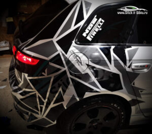 Pachet Camuflaj Geo Winter Prime V4 + Set 2 Dungi Racing - Stickere Auto