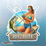 Sticker Pescuit Big Bite – Bass & Fishing Girl | Rezistent Apă | Printat + Laminat + decupat pe contur