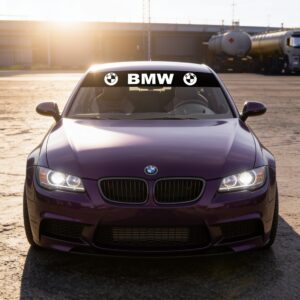 Parasolar BMW montat pe masina - StickIt